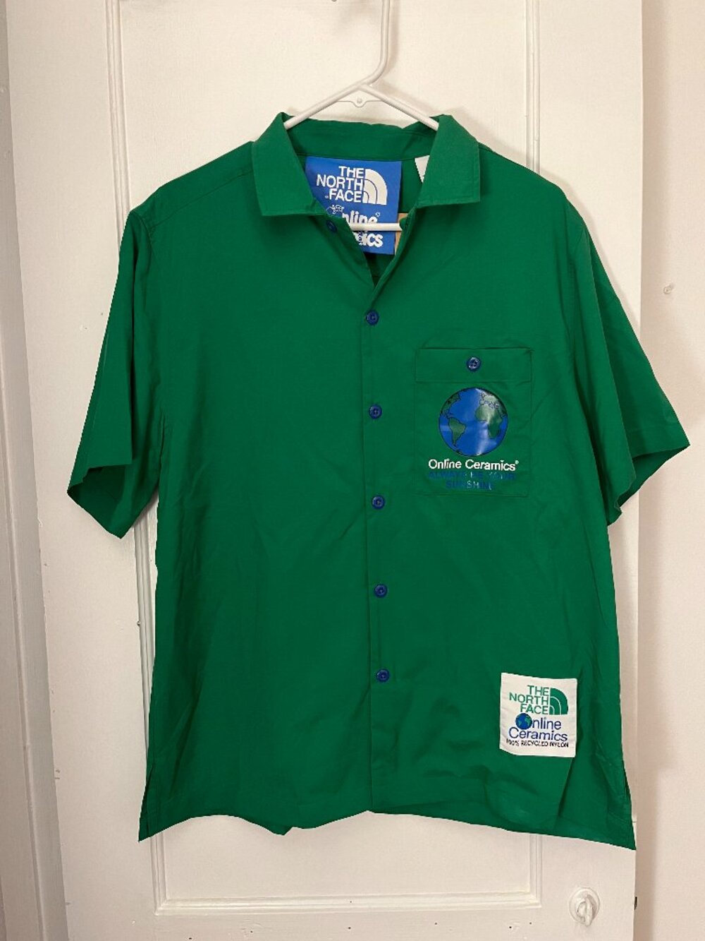The North Face x Online Ceramics Button Front Shirt Arden Green Men's M NWT